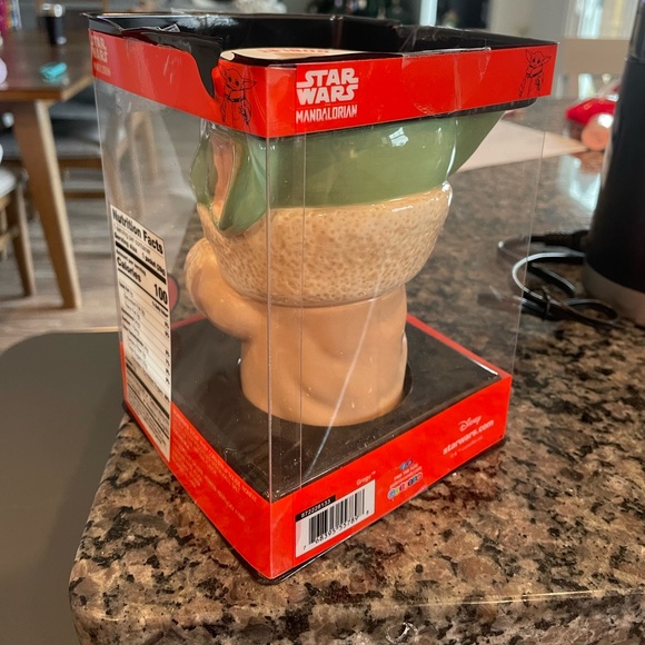 ⬇️Star Wars mandolorian Grogu baby yoda goblet hot cocoa set - Picture 4 of 7